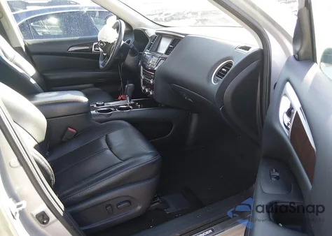 2016 Nissan Pathfinder Platinum из США, поврежденный, VIN 5N1AR2MM9GC668175
